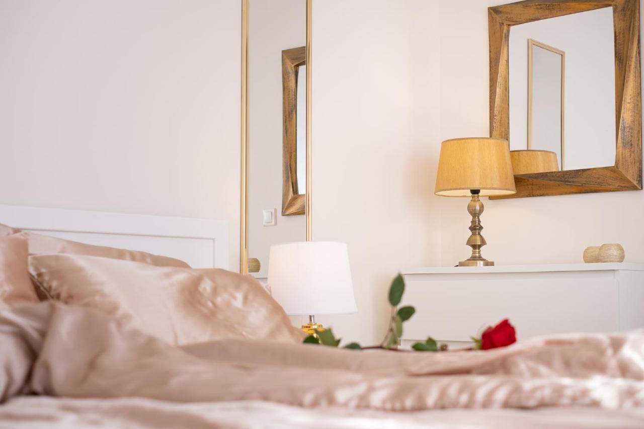 Nadiona Suites Red & Cream Corfu  Extérieur photo
