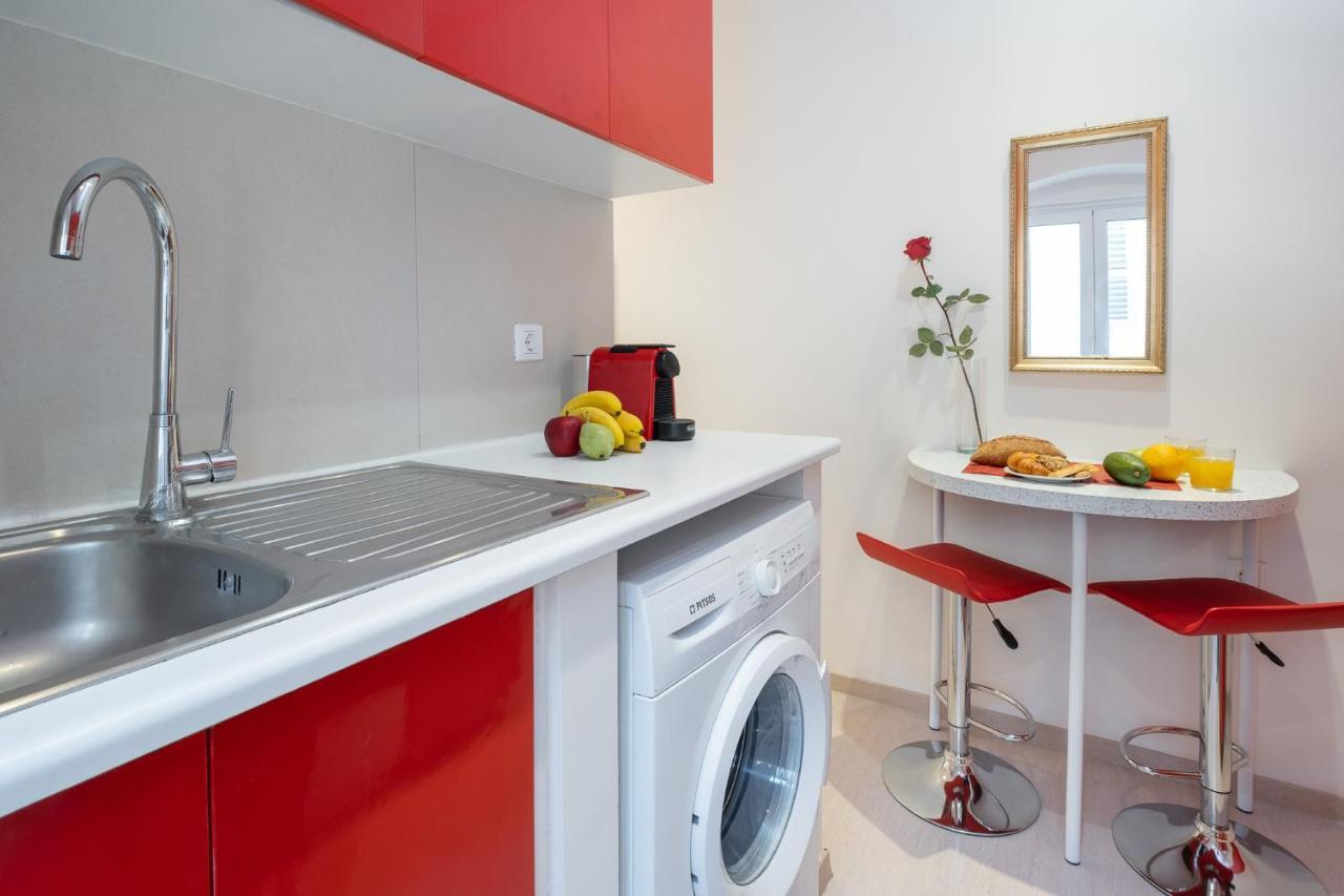 Nadiona Suites Red & Cream Corfu  Extérieur photo