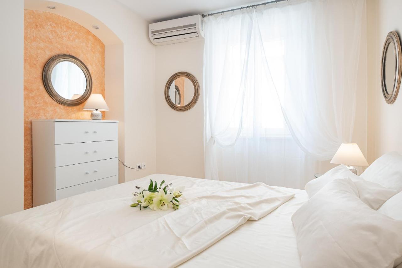 Nadiona Suites Red & Cream Corfu  Extérieur photo