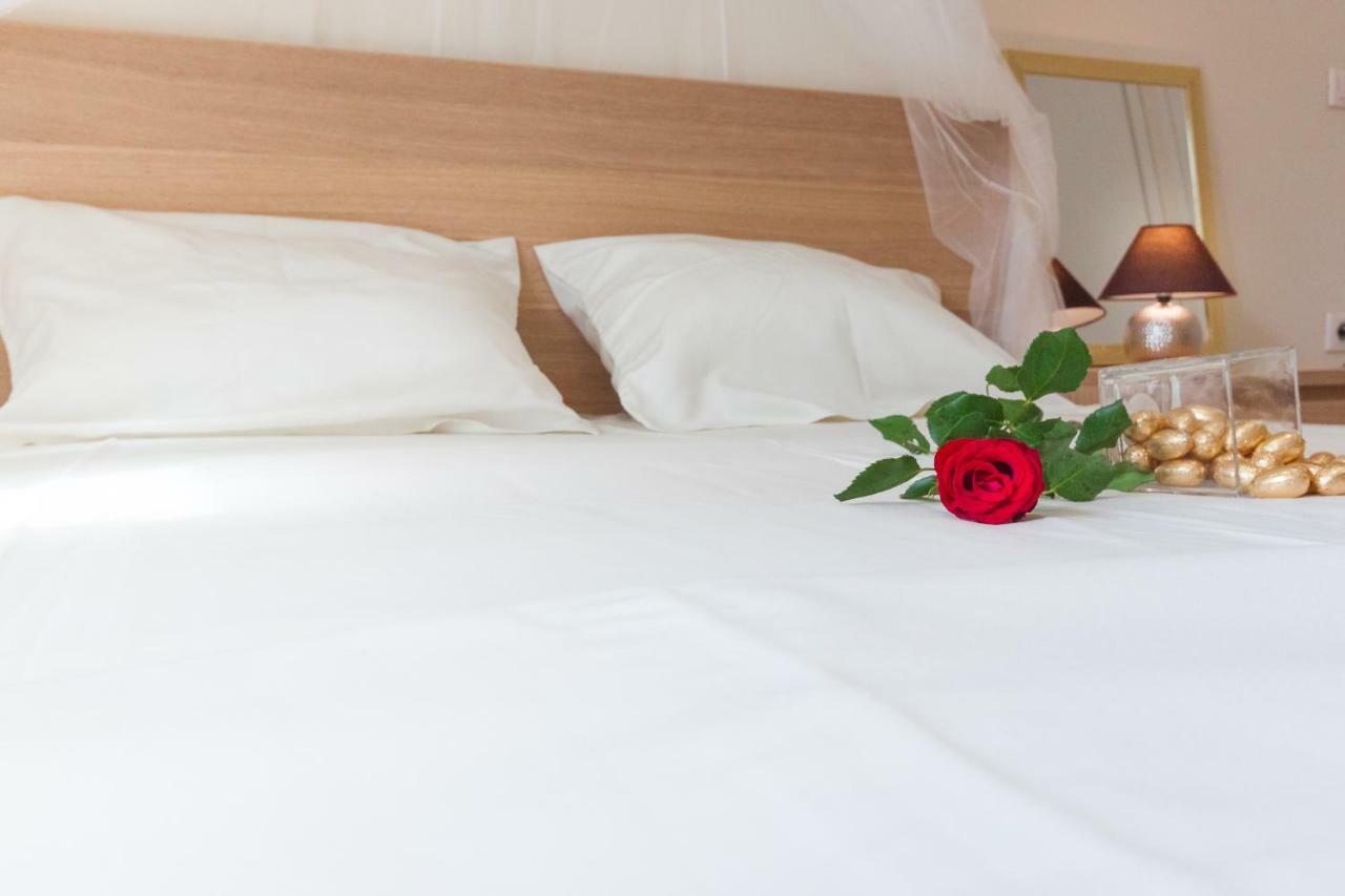Nadiona Suites Red & Cream Corfu  Extérieur photo